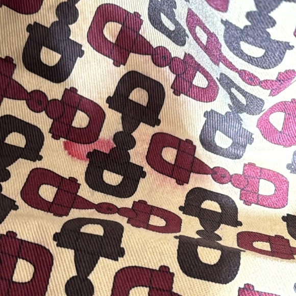 GUCCI WEB TOTE W BAG CHARM - Picture 9 of 14